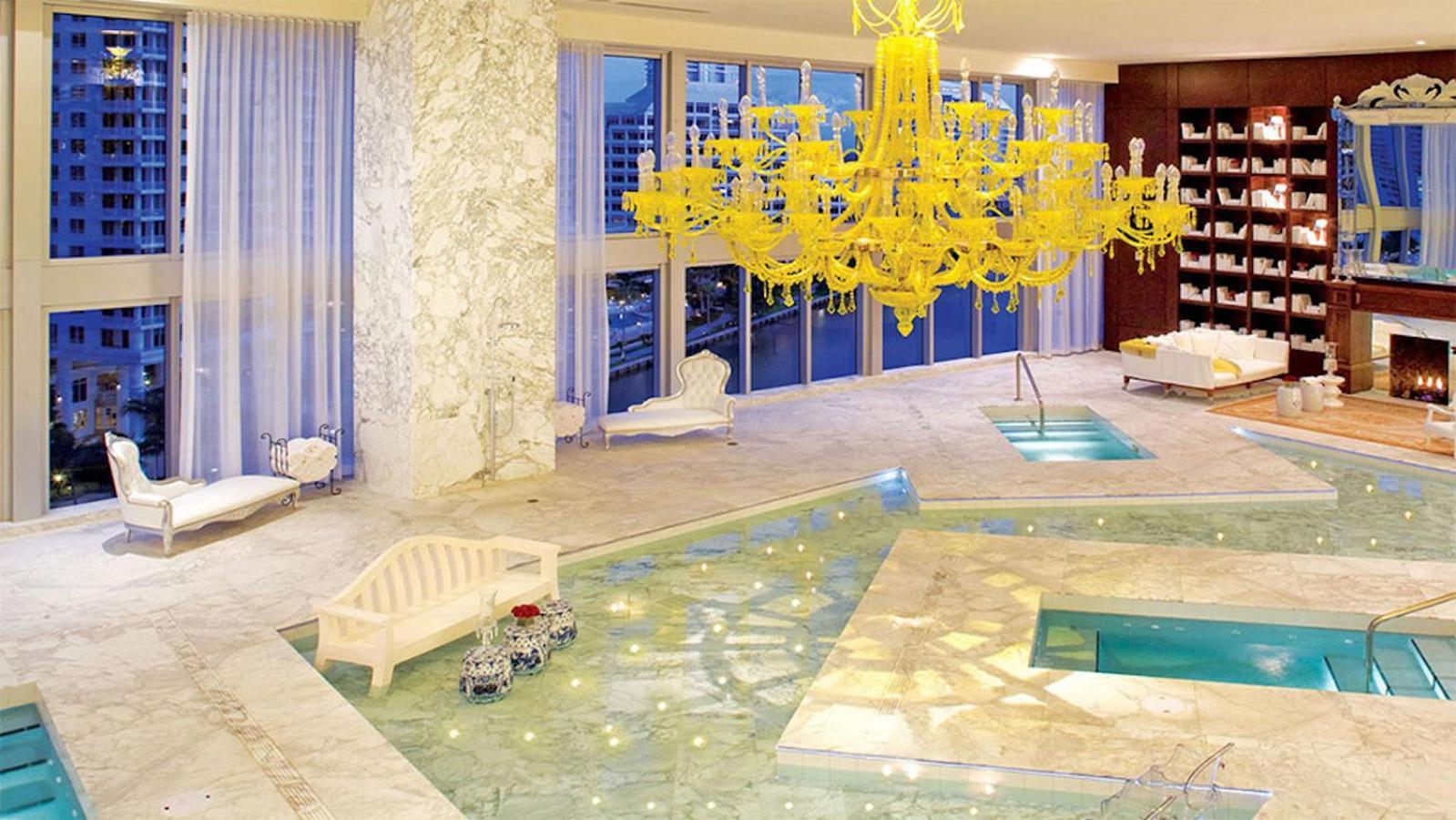Luxurious Condo At Icon With Views Miami Exterior foto