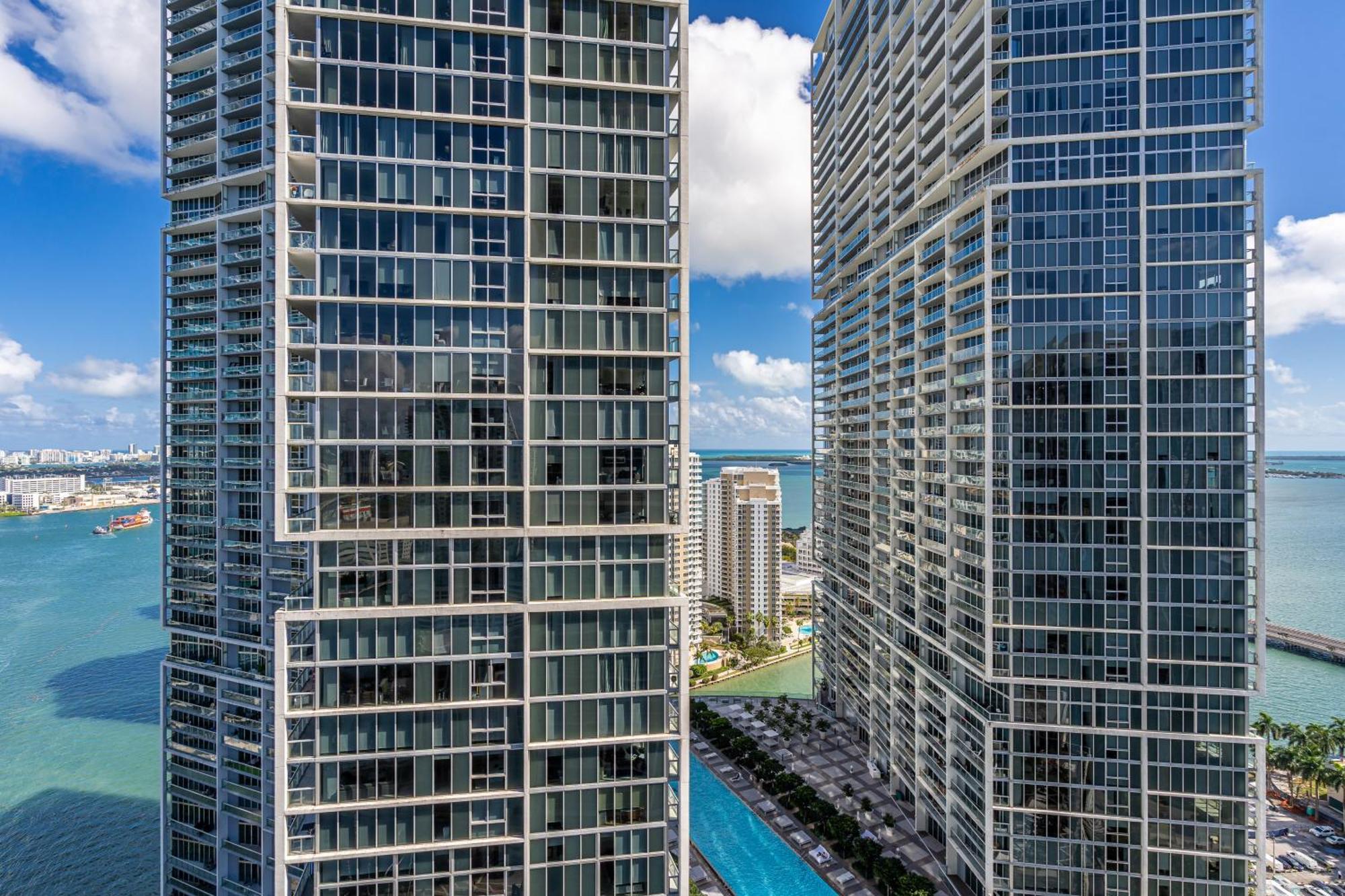 Luxurious Condo At Icon With Views Miami Exterior foto