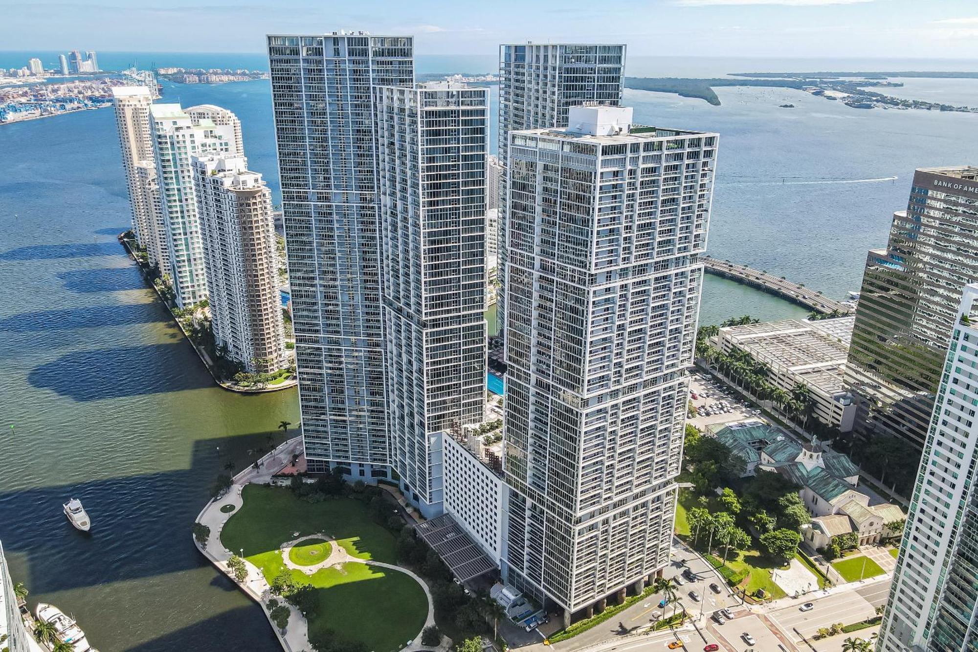 Luxurious Condo At Icon With Views Miami Exterior foto